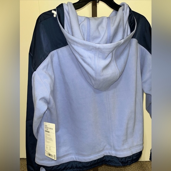 Athleta Zion Micro Fleece - Picture 3 of 8